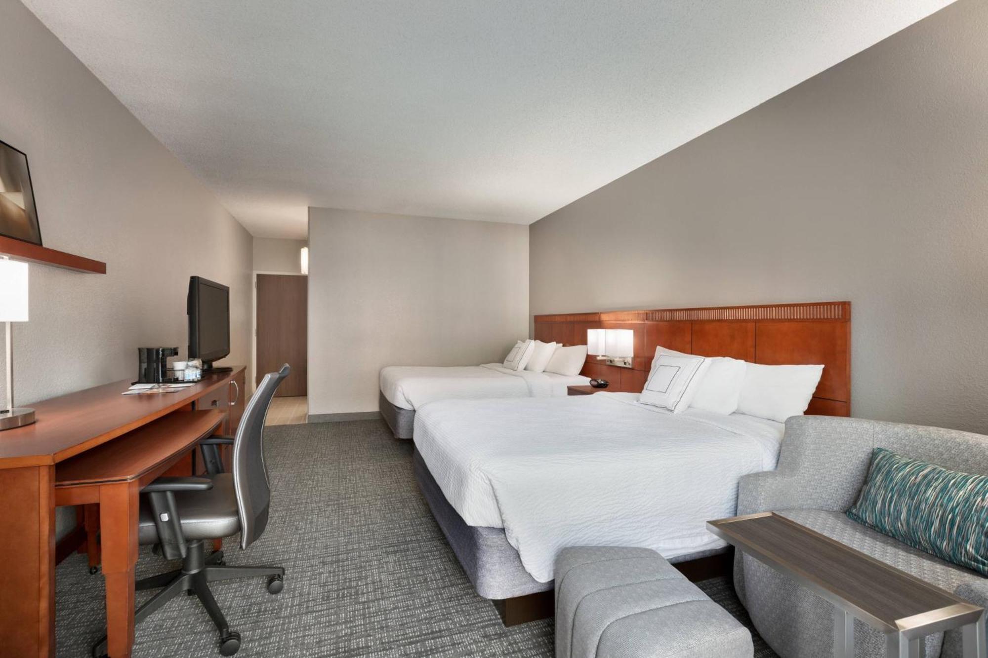 Courtyard Fort Myers Cape Coral Экстерьер фото